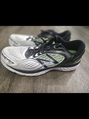 New Balance Men’s White & Black Running Shoes with Green Accents